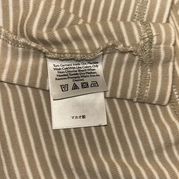 Eddie Bauer: Women's Striped Tan Tank Top, 100% Cotton, Size: Medium - Picture 5 of 7